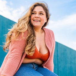 Postpartum Fashion: 4th Trimester Styling Tips for Embracing Your New Body