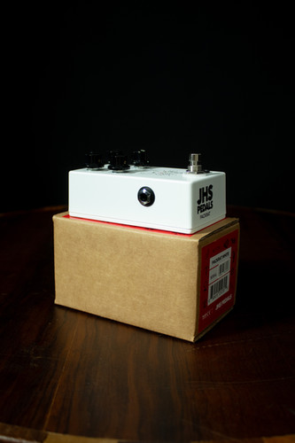 Pedal JHS Pack Rat Edição Especial White | The Gear