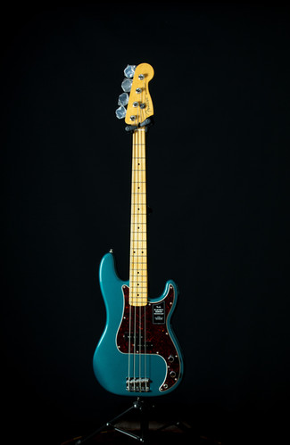 Baixo Fender Player II PRECISION BASS | The Gear