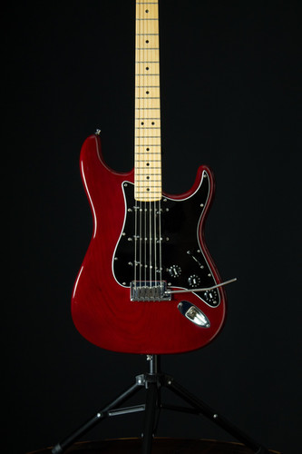 ギター Fender USA Stratocaster American deluxe Guitarra Fender Stratocaster American Deluxe | The Gear