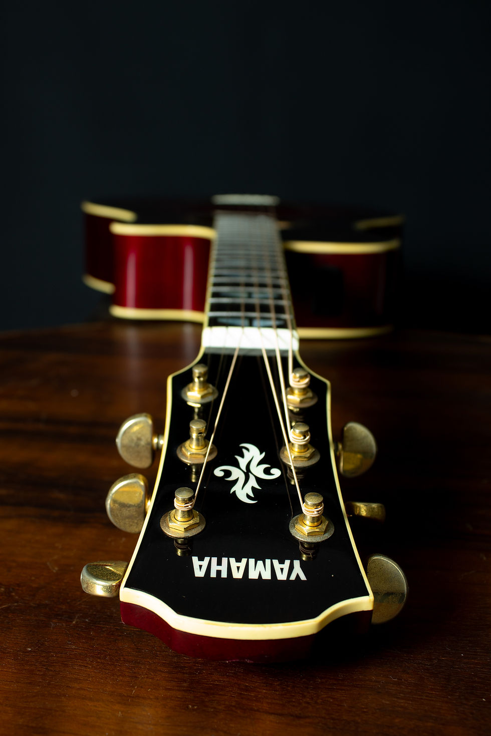Miniatura: Violão Yamaha APX 1000