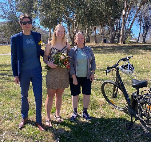 legals-only-wedding-celebrant-canberra-outdoor-ceremony_edited.jpg