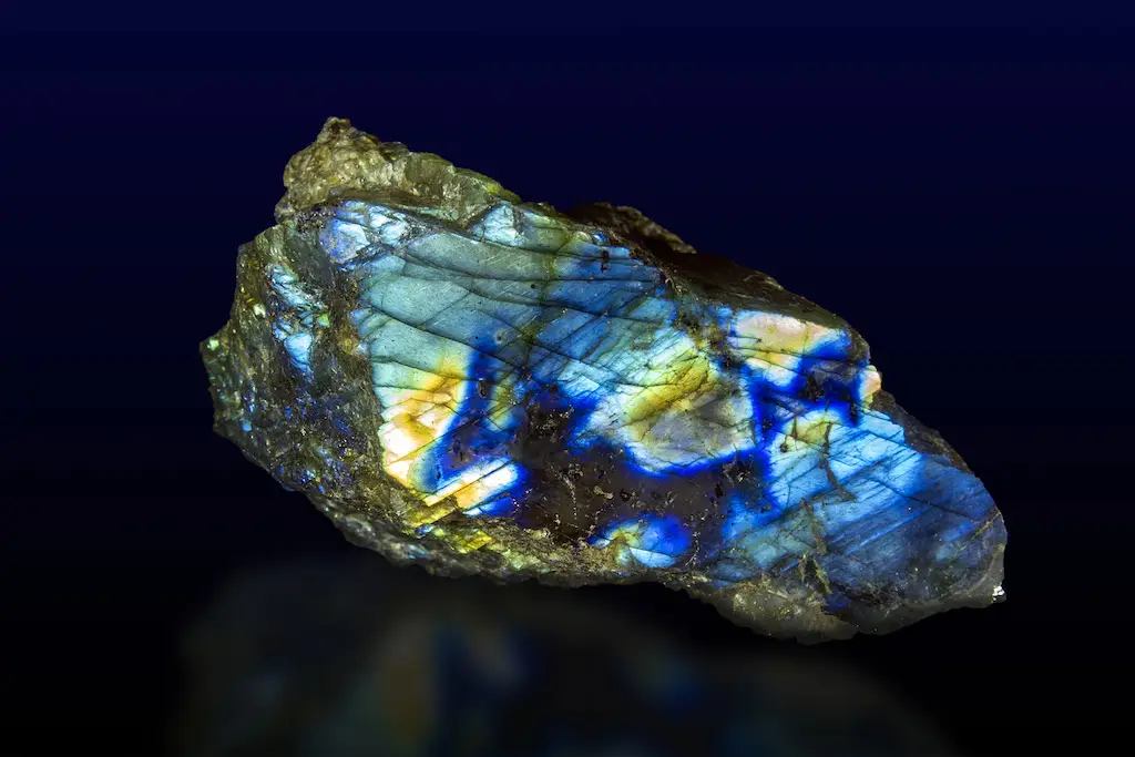 labradorite.webp