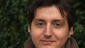 GUSTAVO YUSTE