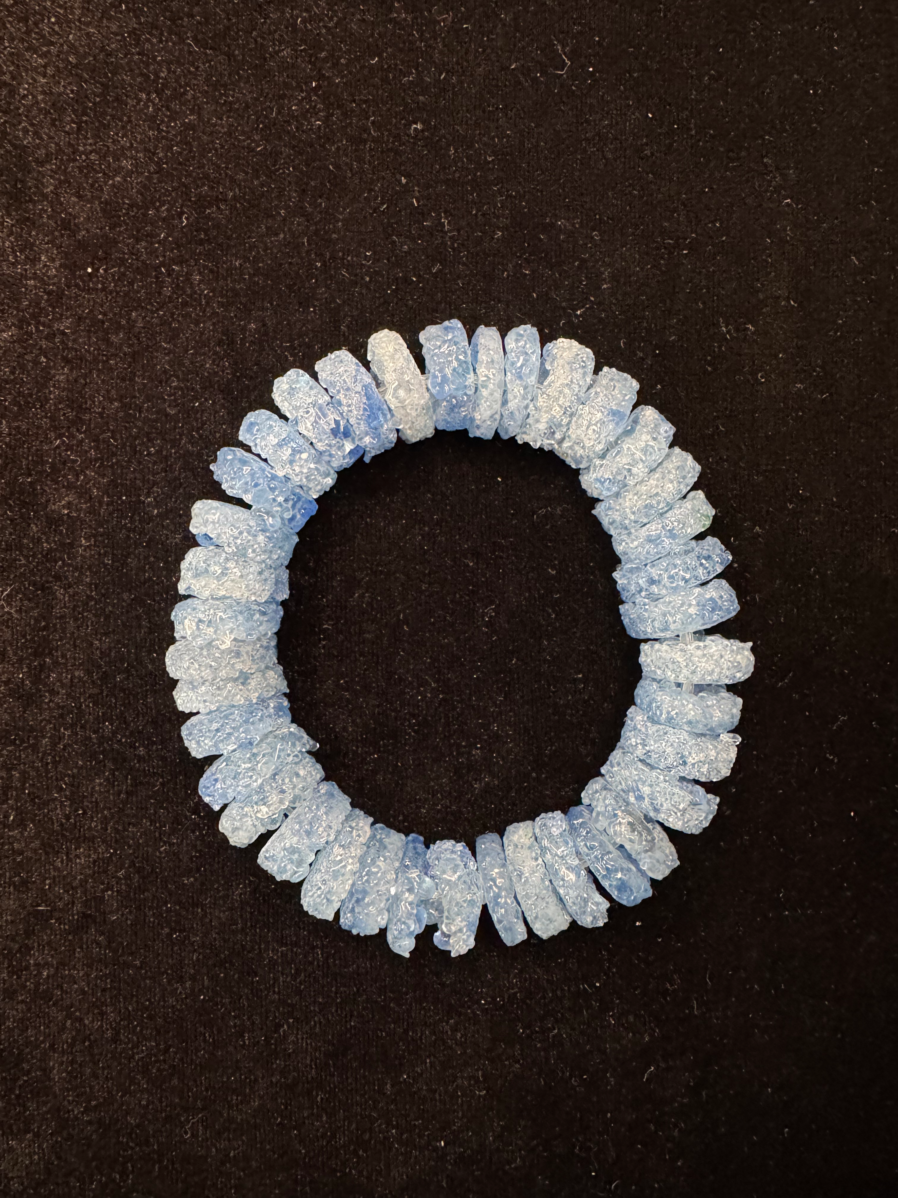 Blue glass beaded bracelet