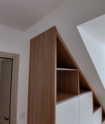 Le Bail Agencement - Menuisier et agenceur à Lorient, ébéniste à Lorient et Ploemeur, spécialiste du mobilier sur mesure en Bretagne (Morbihan) - Pose de meubles, création de dressings et meubles sur mesure à Lorient, Ploemeur, Morbihan.