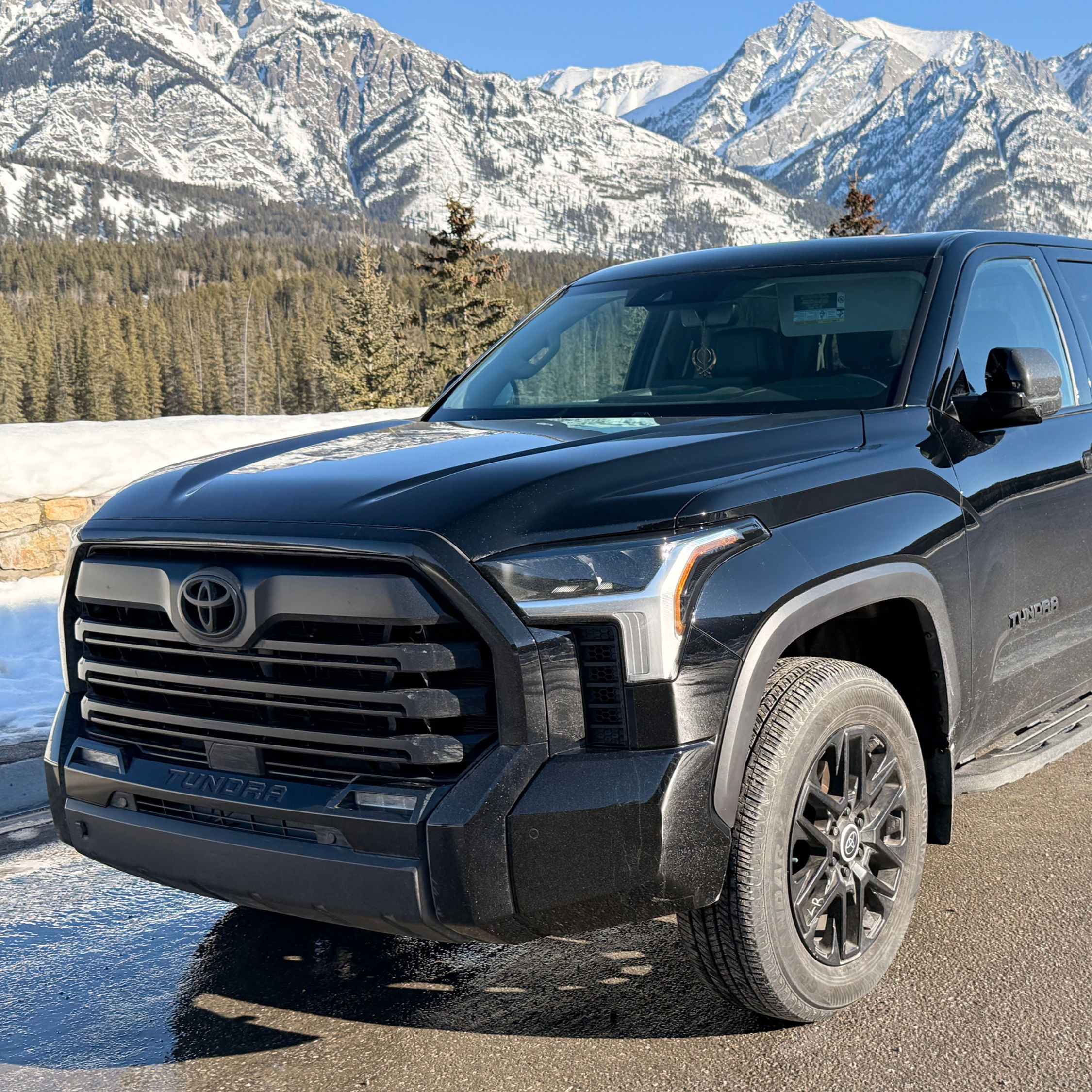 Hitches Up for Toyota Trucks