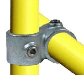 161-C Kryss for gjennomgående rør