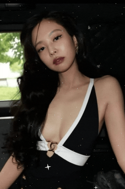 Yuna (3).gif