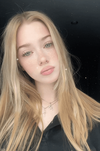 Elodie Carter.gif