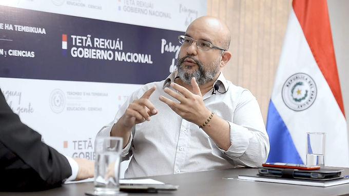 La educación siempre es proyecto, se mira hacia el futuro, asegura historiador
