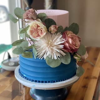 Custom Cakes - Celebrations by Lisa