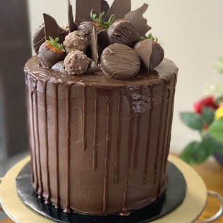 Custom Cakes - Celebrations by Lisa