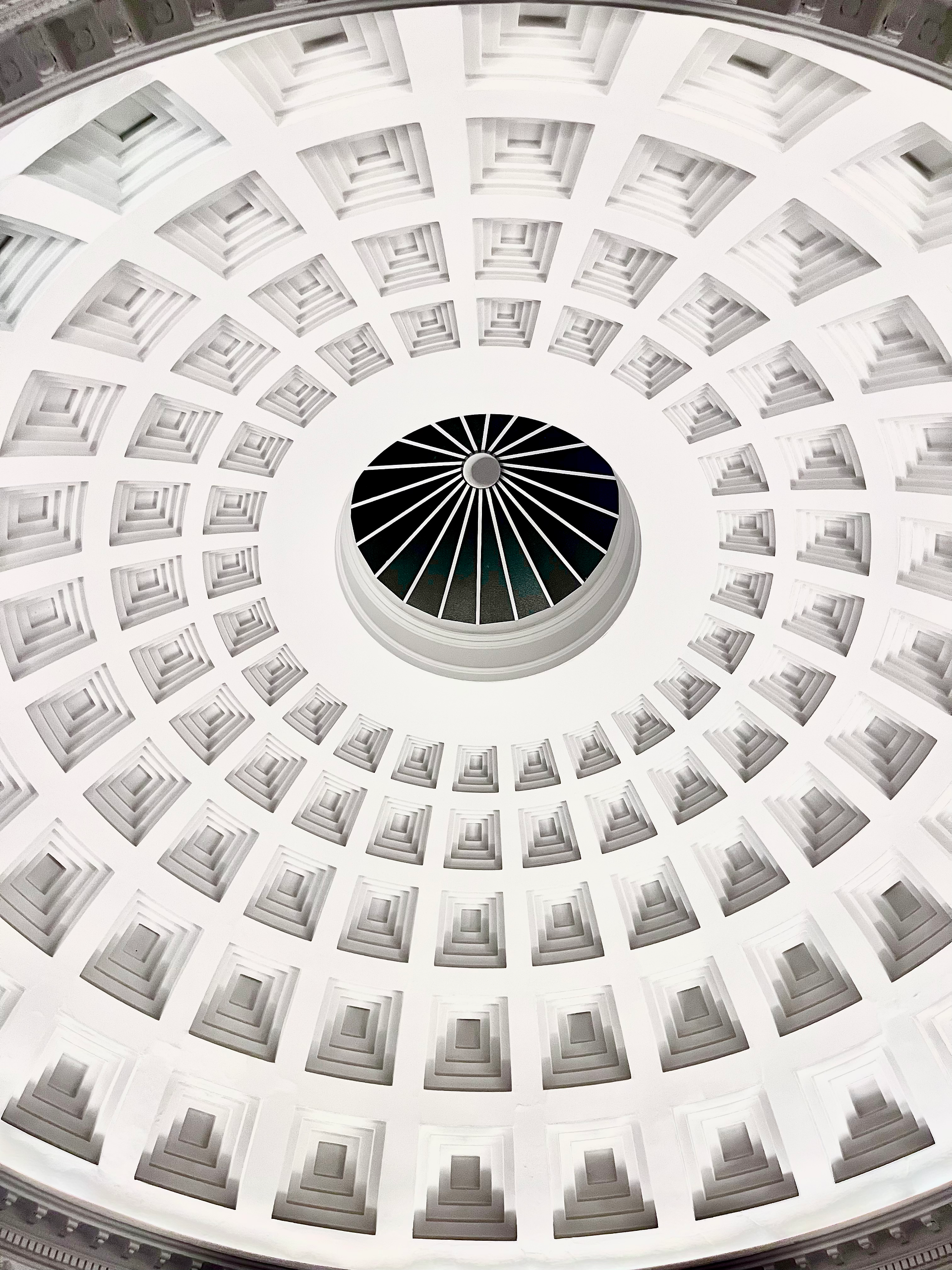 View of the Theatre Royal inside dome © LinkaLipski