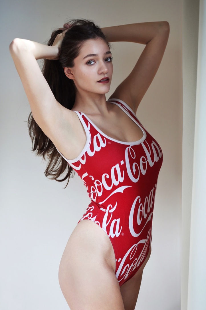 Pavlina00010 - dimensioni grandi_edited.jpg