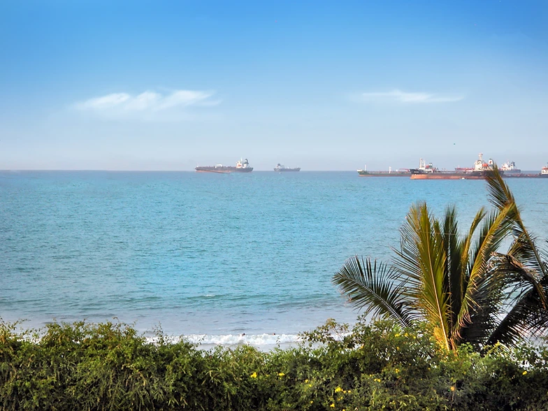 Beach Vacations In Ecuador Ocean View La Libertad Ecuador