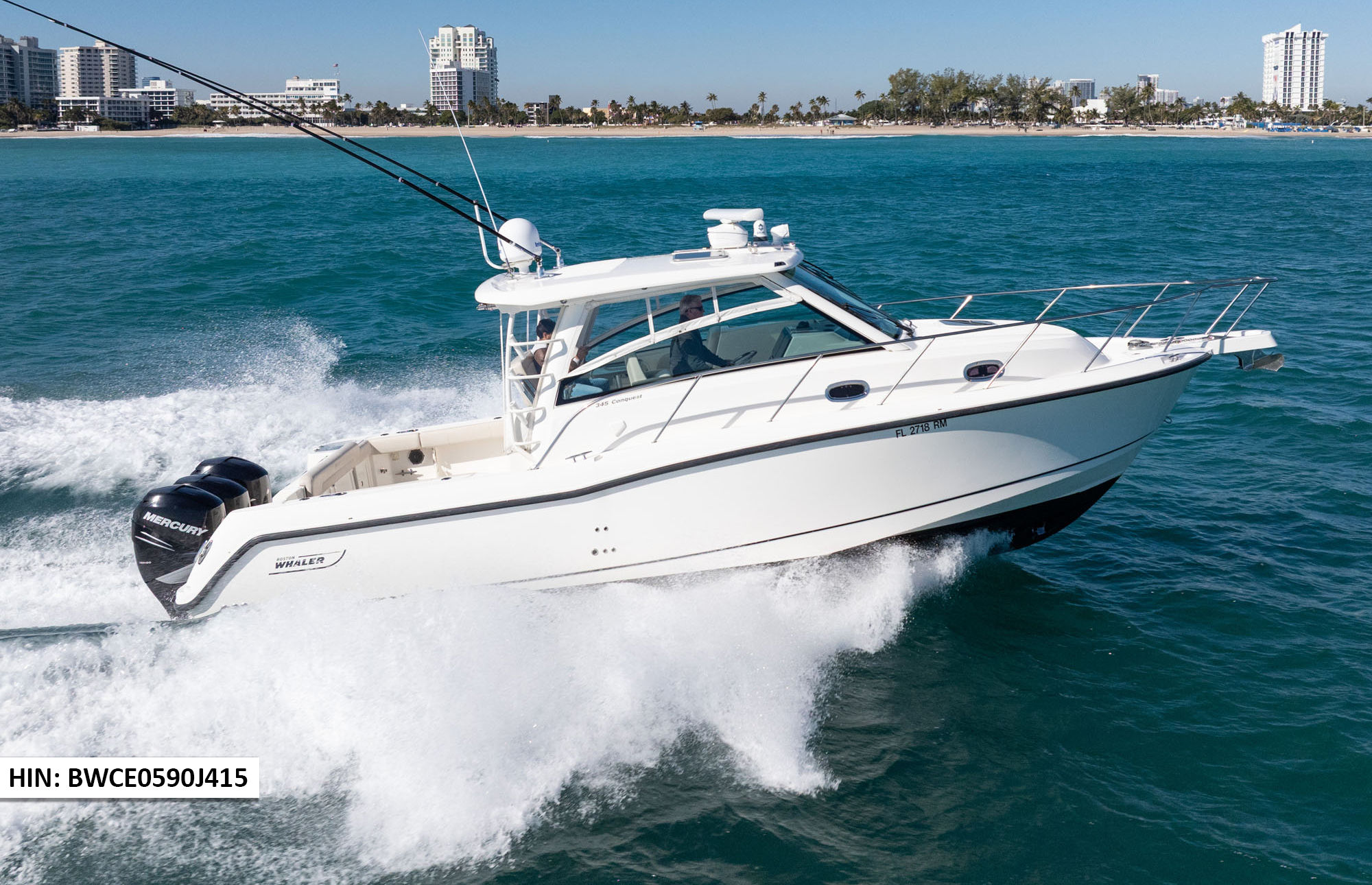 2015 Boston Whaler 345 Conquest