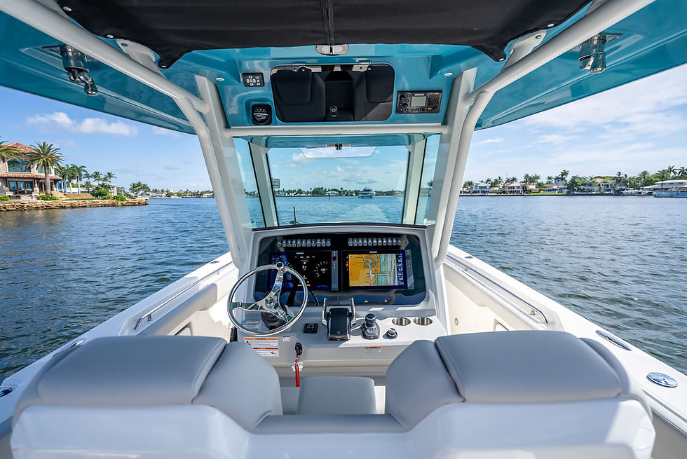 Thumbnail: 2026 Boston Whaler 330 Outrage