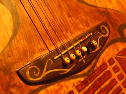 Pintura artística sobre Viol