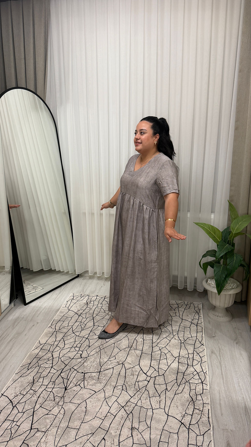 Küçük resim: Ahenk Batik Desen Elbise Gri