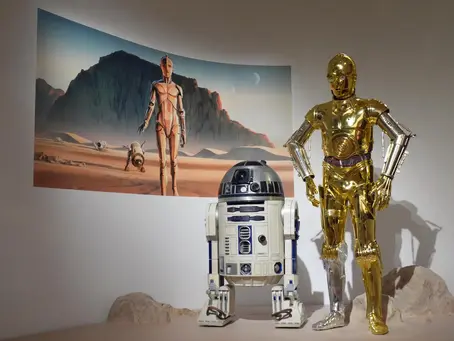 10/8/26 - Star Wars Museum, Brunch is Dead, and Super Unhygienic!