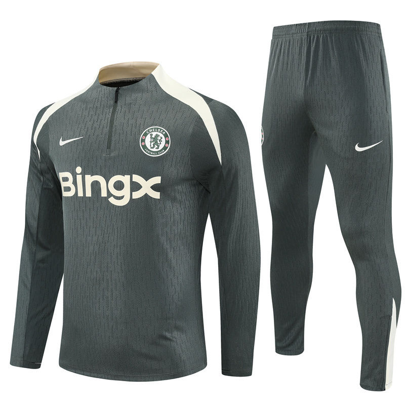 Chelsea FC Nike Strike Drill training sweatshirt