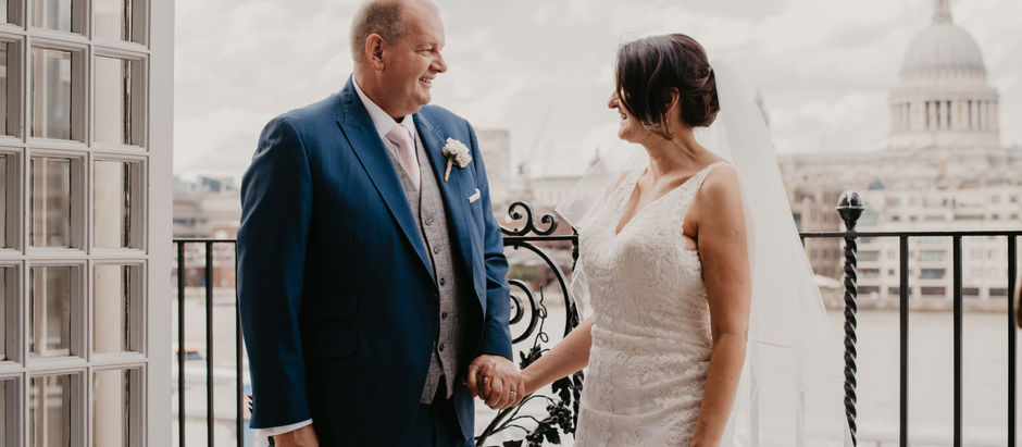 Beautiful Summer Wedding In Central London | Swan At Shakespeare's Globe 