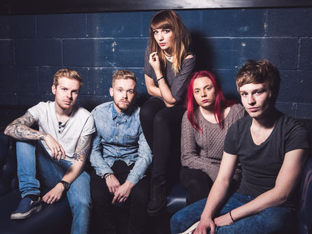 Tamworth, UK's Everybody Looks Famous Releases New Single "Fiction"