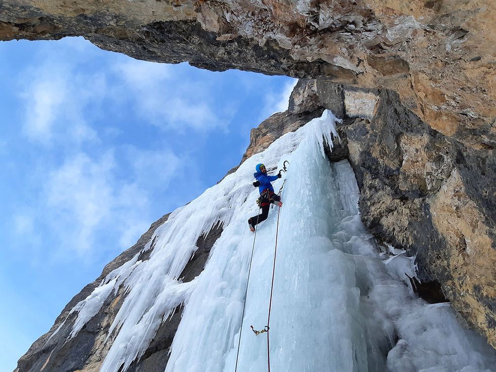 corso ghiaccio arrampicata cascate Braies Dolomiti
