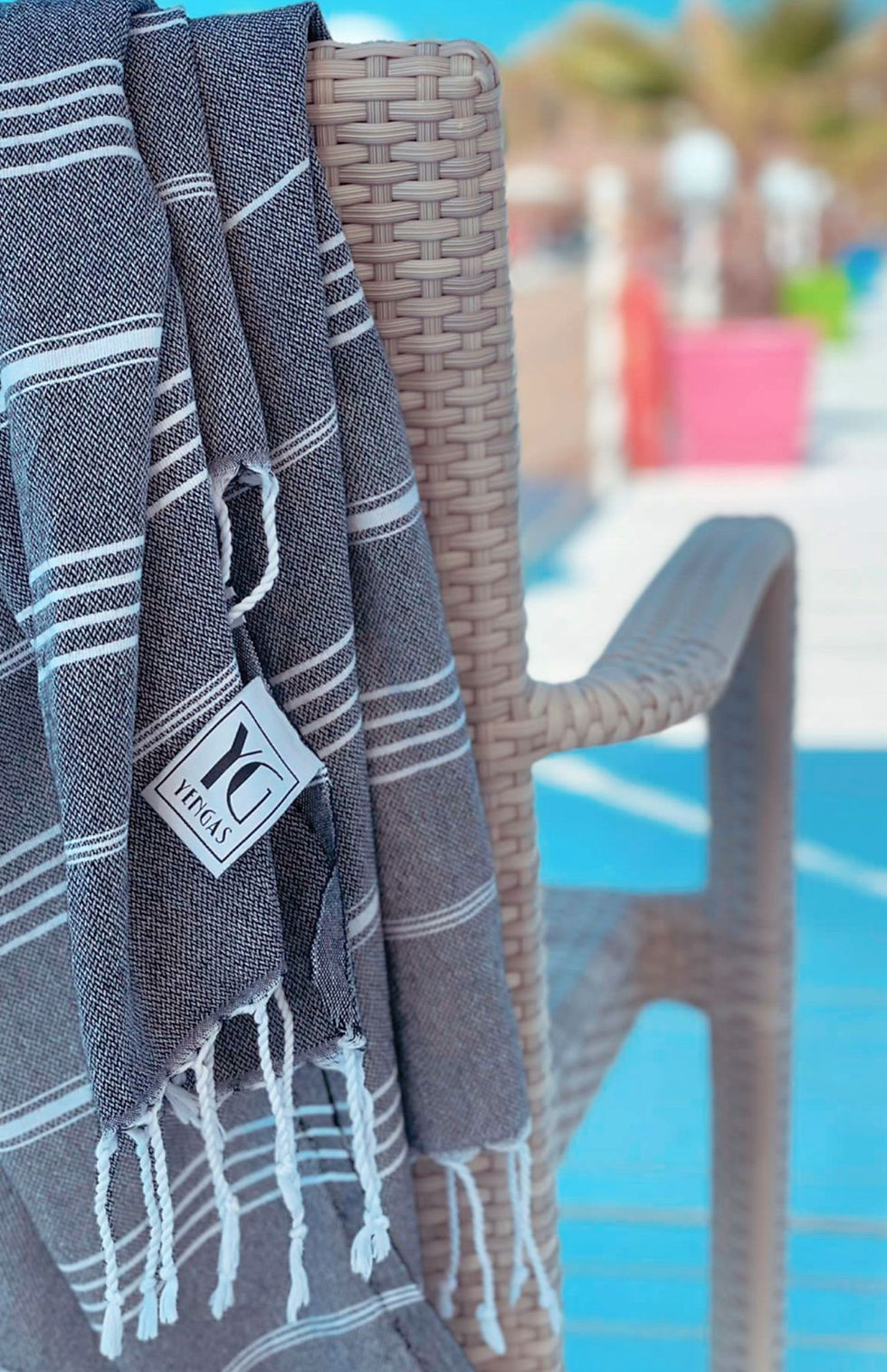 Miniaturbild: YENGAS Strand-/Saunatuch, 95x175cm, 100% Baumwolle, Oeko TEX, schwarz