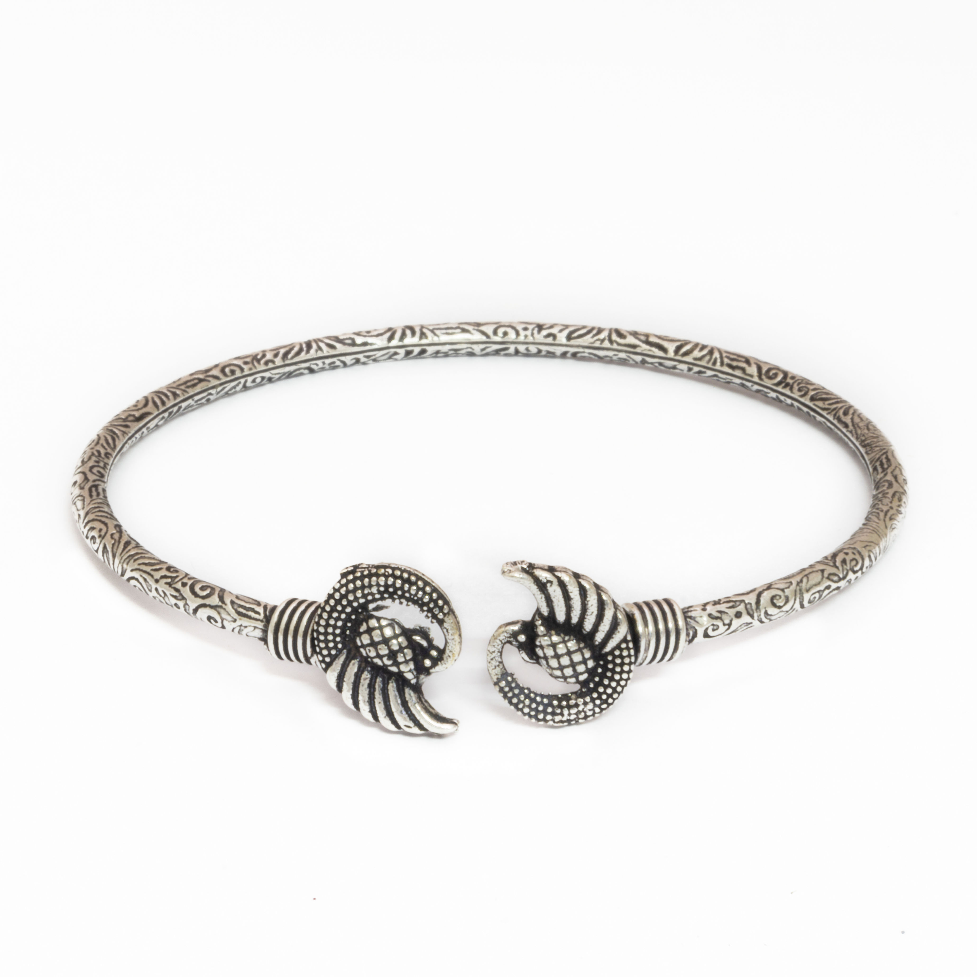 GORGEOUS OXIDISED SILVER PLATED BRACELET-06