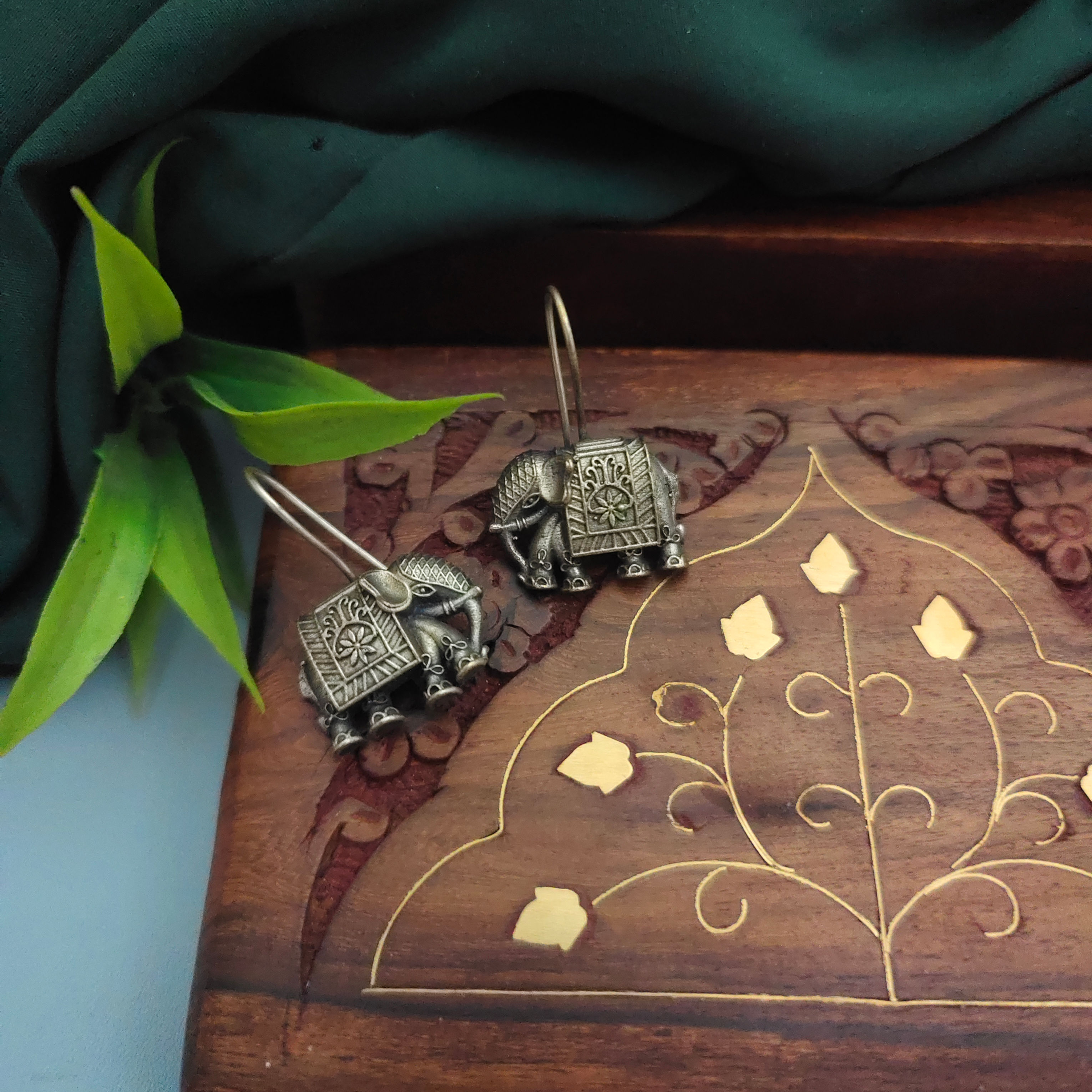 ARYNA Silver Replica Elephant Earrings