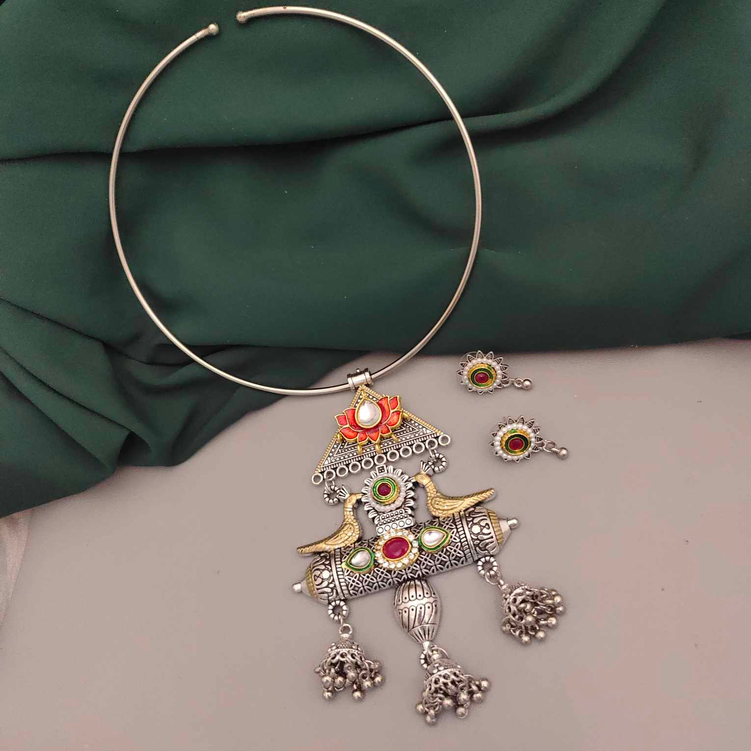 AVANTIKA Premium Silver Replica Bird Motif Hasli Set fusion vogue
