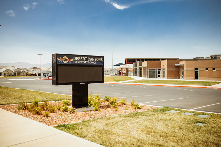 "Desert Canyon" monument signage