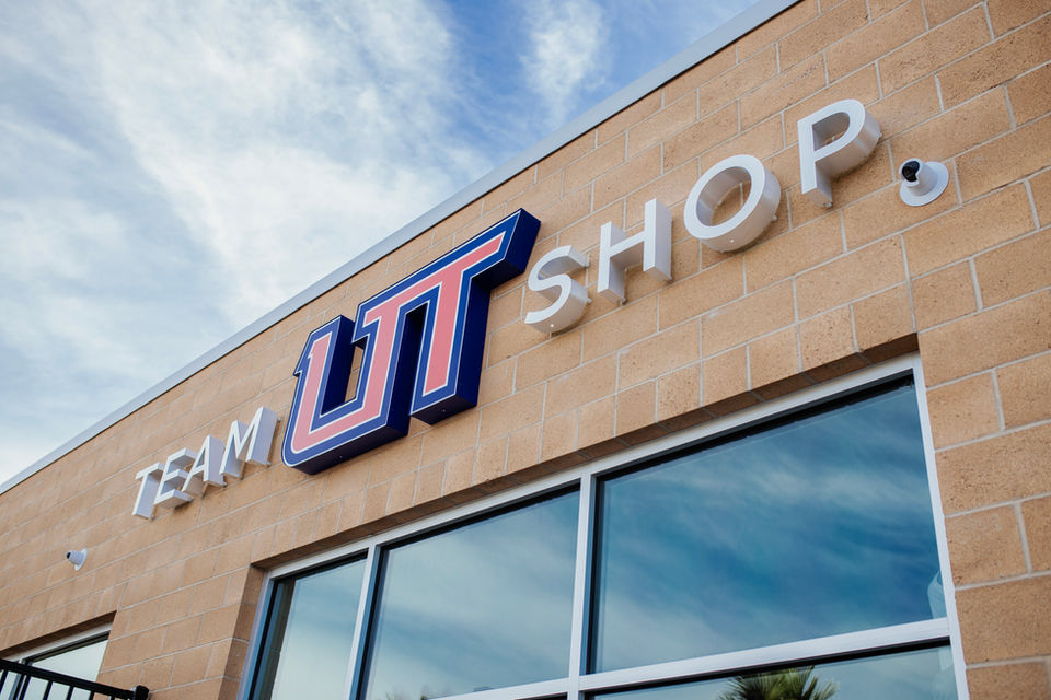 "Team UT Shop" Channel letter signage 