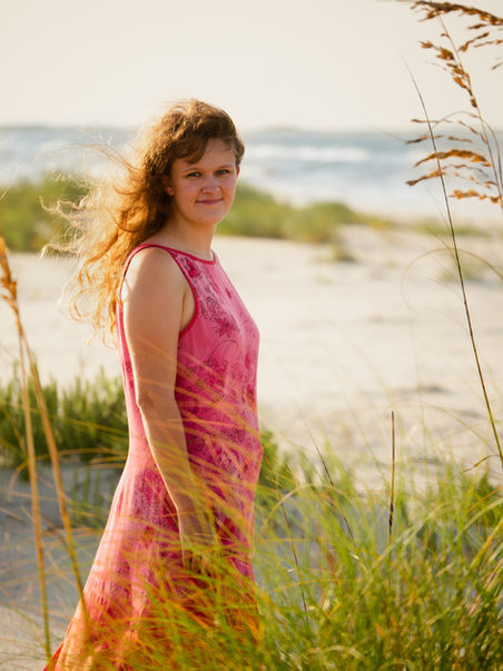 Copy of Lainey Beach Shoot-15.jpg