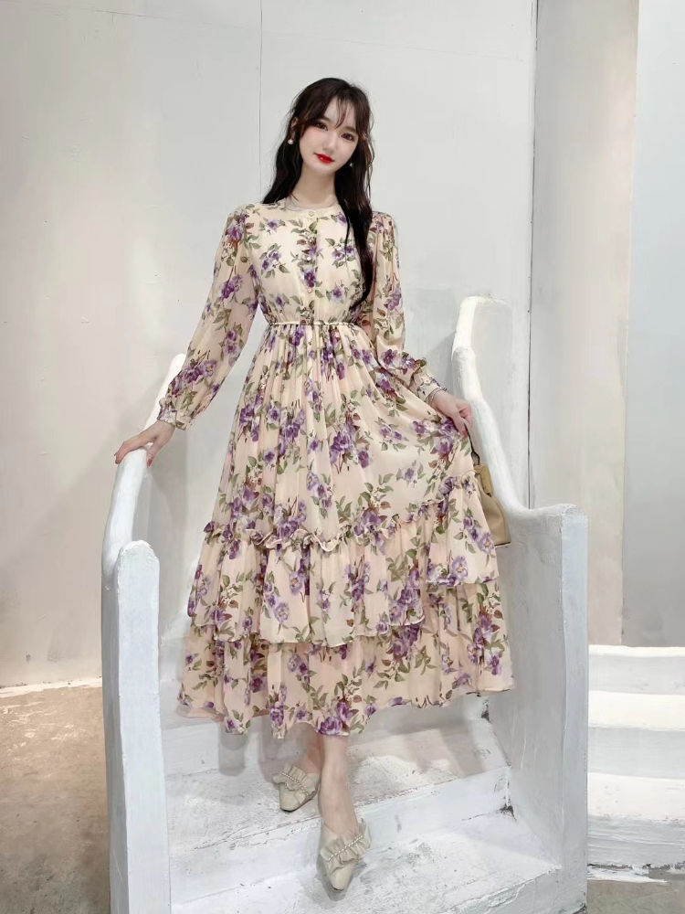 Thumbnail: Floral print pleated chiffon dress with stand collar.