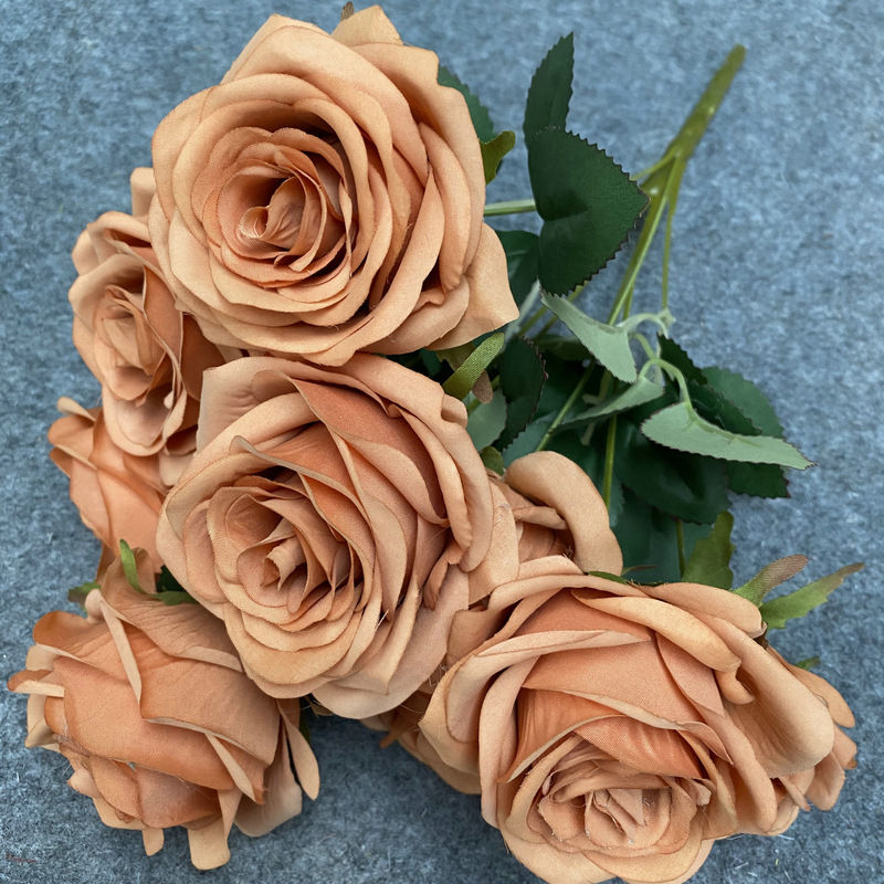 Thumbnail: Bouquet of 9 artificial silk roses in champagne taupe