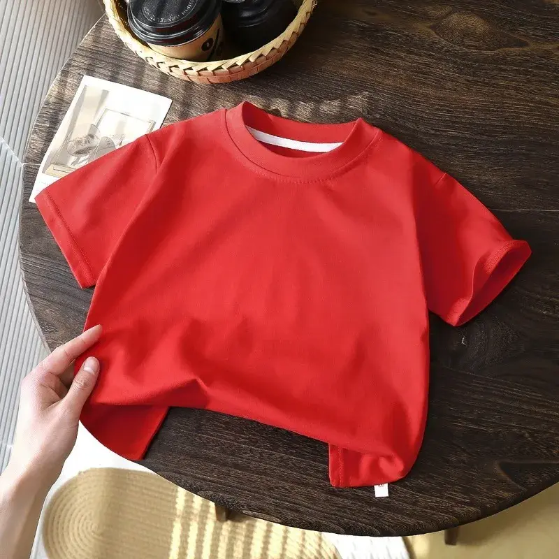 Thumbnail: Red short-sleeve sportswear top for yoga and gym