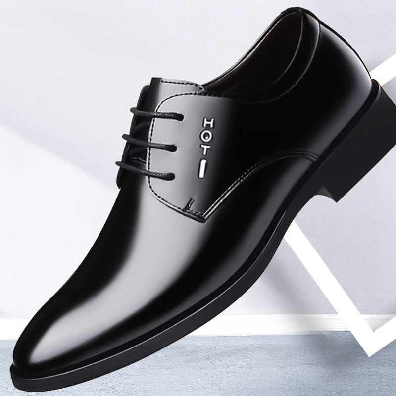Thumbnail: Black elegant men's dress shoe with lace-up detail.