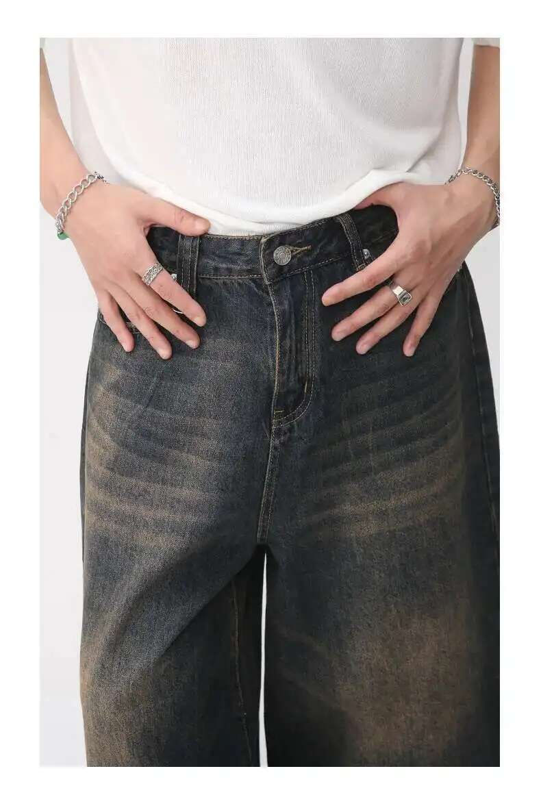 Thumbnail: Close-up of IEFB men's straight wide leg camouflage shorts
