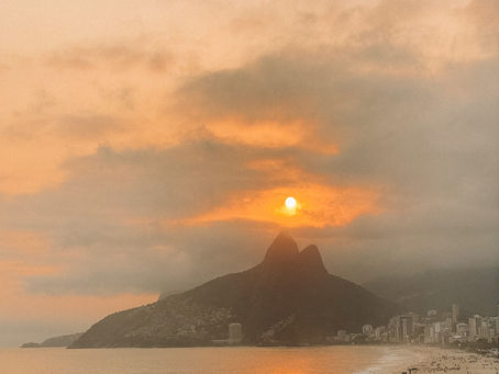 7 Bares e restaurantes para admirar o pôr do sol no Rio