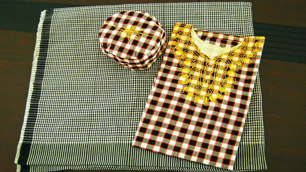 Izaar,-top-and-cloth-and-cap-dress-of-men-in-Somaliland