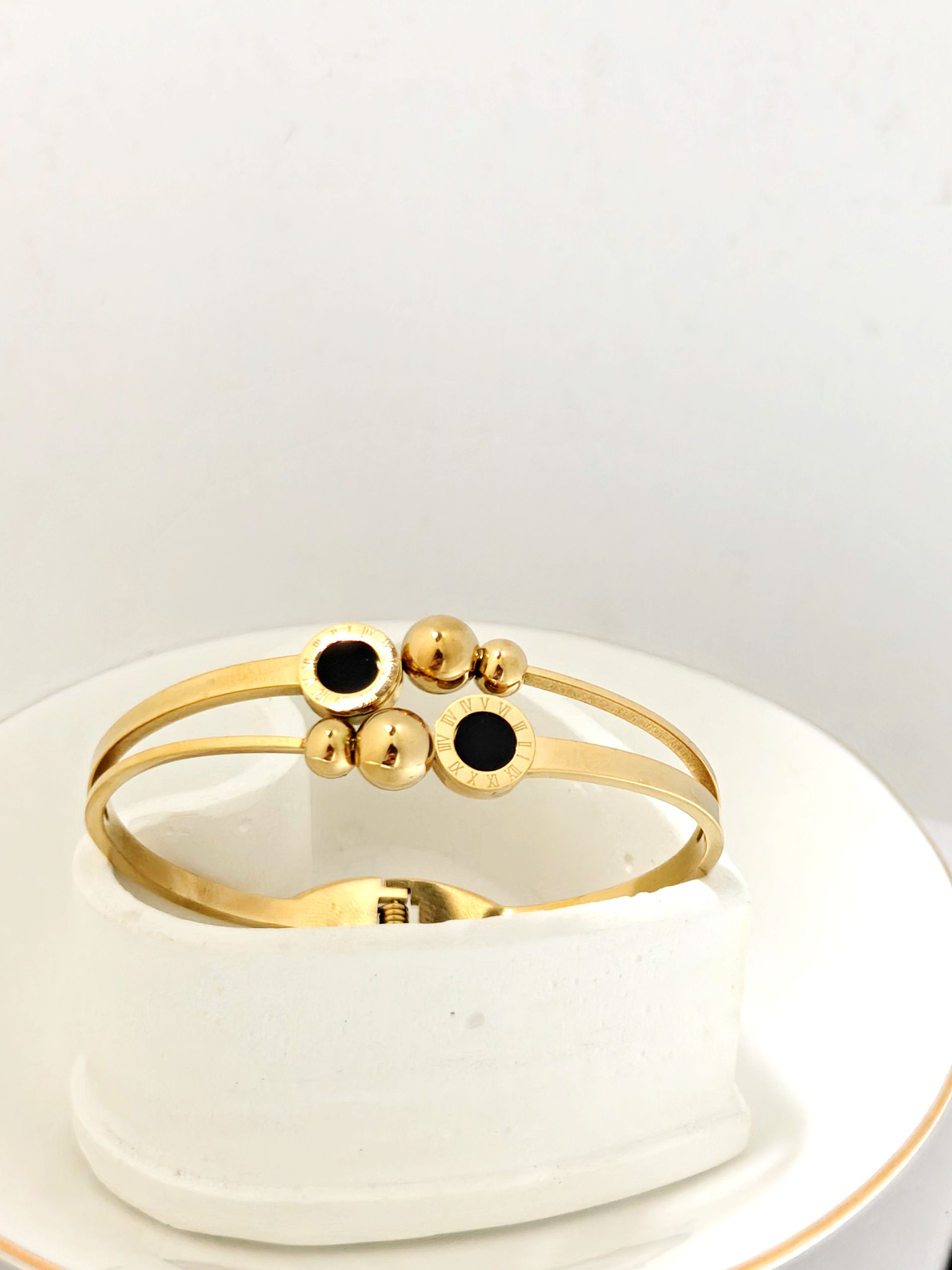 Roman Engraved Black Inlays with Luxe Gold Spheres