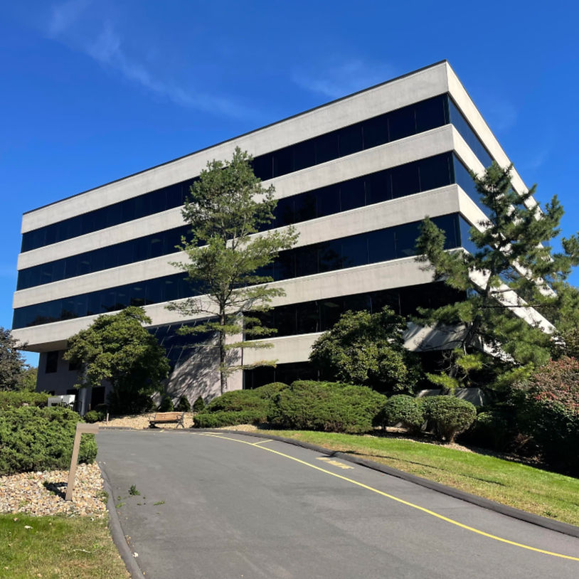 609 W Johnson (1).jpg