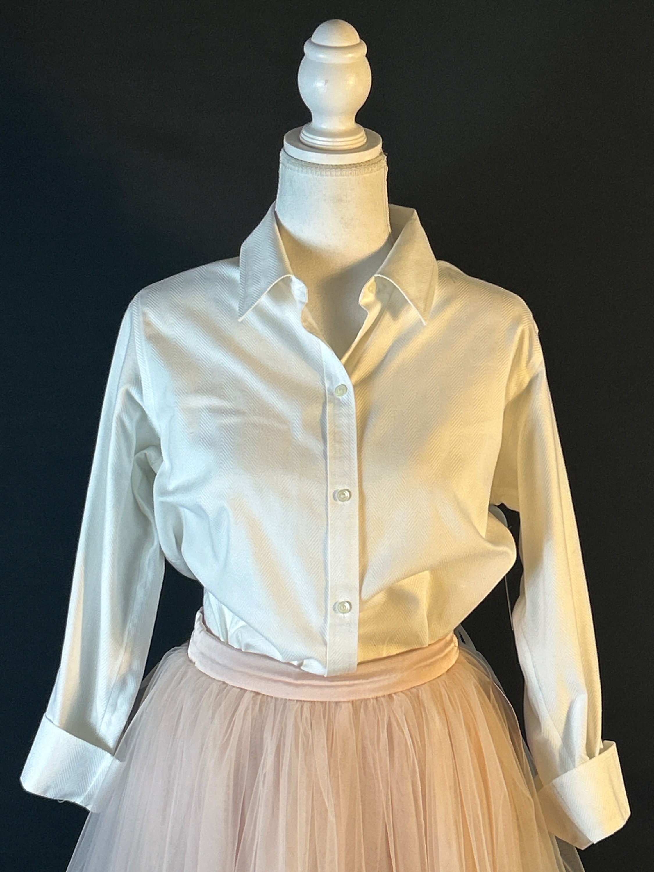 Liz Claiborne  no iron dress shirt