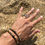 Miniature : bracelet hématites, disques en vinyle recyclé et perles d'héritage