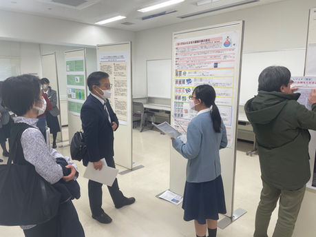 集まれ！理系女子　全国大会を開催