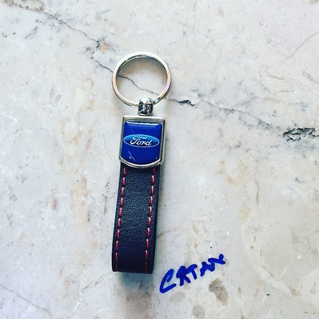 Küçük resim: anahtarlıklar