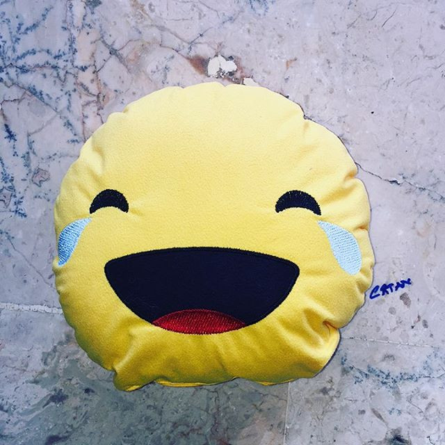 Küçük resim: araç yastık smile yastık çeşitleri